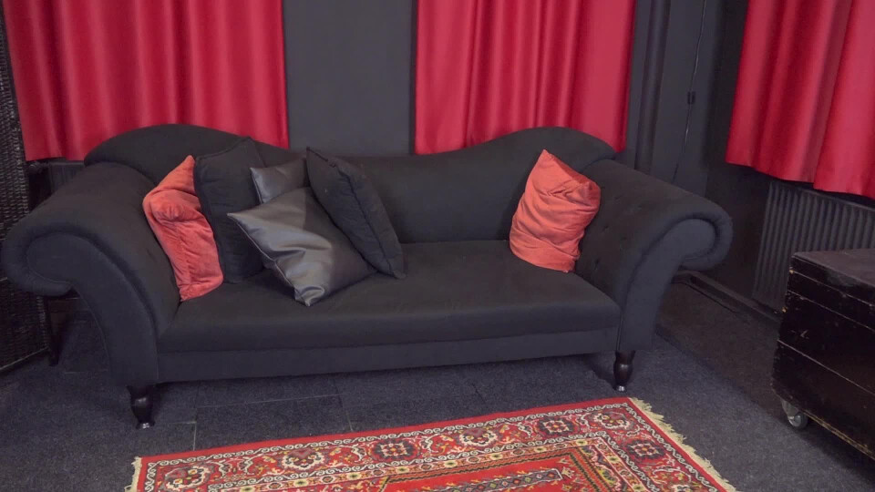 Dolly - Supergirl Captured