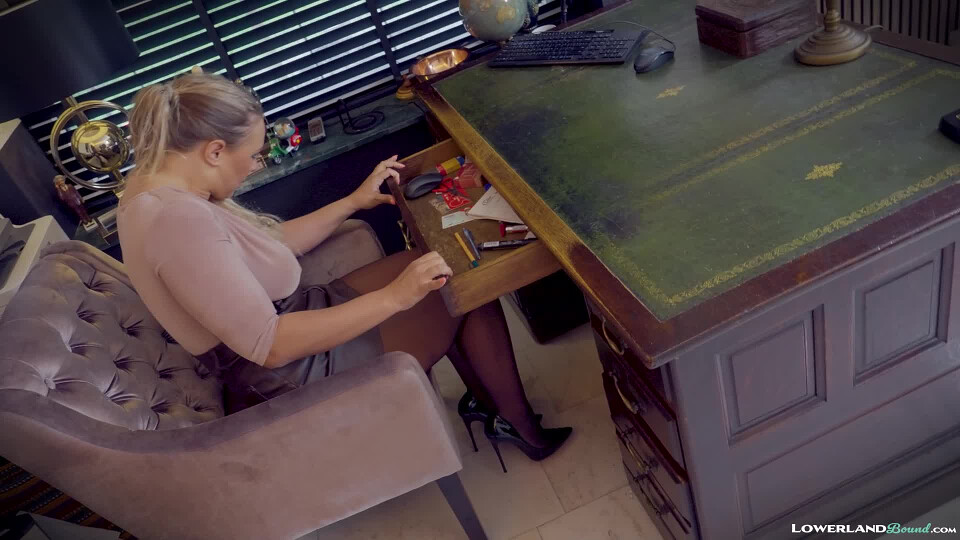 Beth - Snooping Detective Captured, Interrogated & Tickled