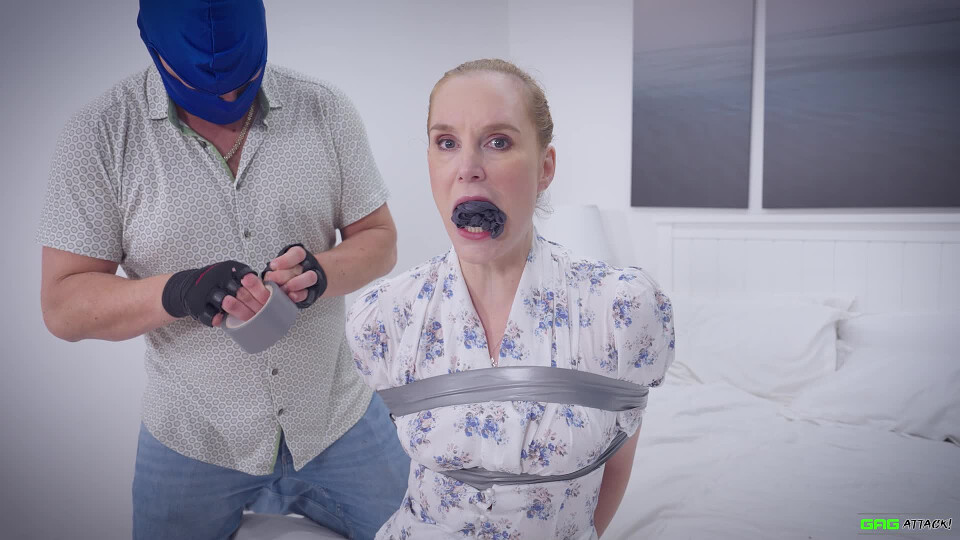 Ariel - Nanny Needs The Extra Cash 