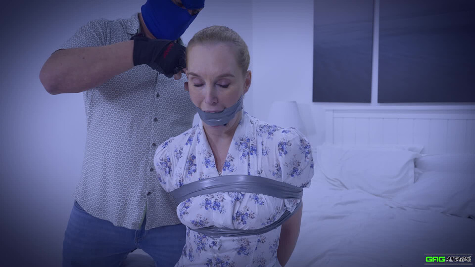 Ariel - Nanny Needs the Extra Cash Alt