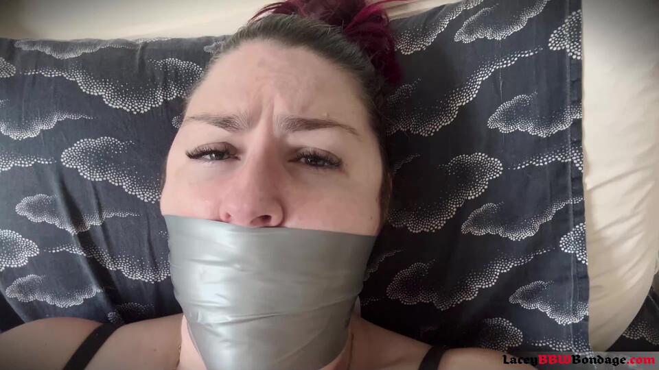 Lacey - Self Gag after Gym